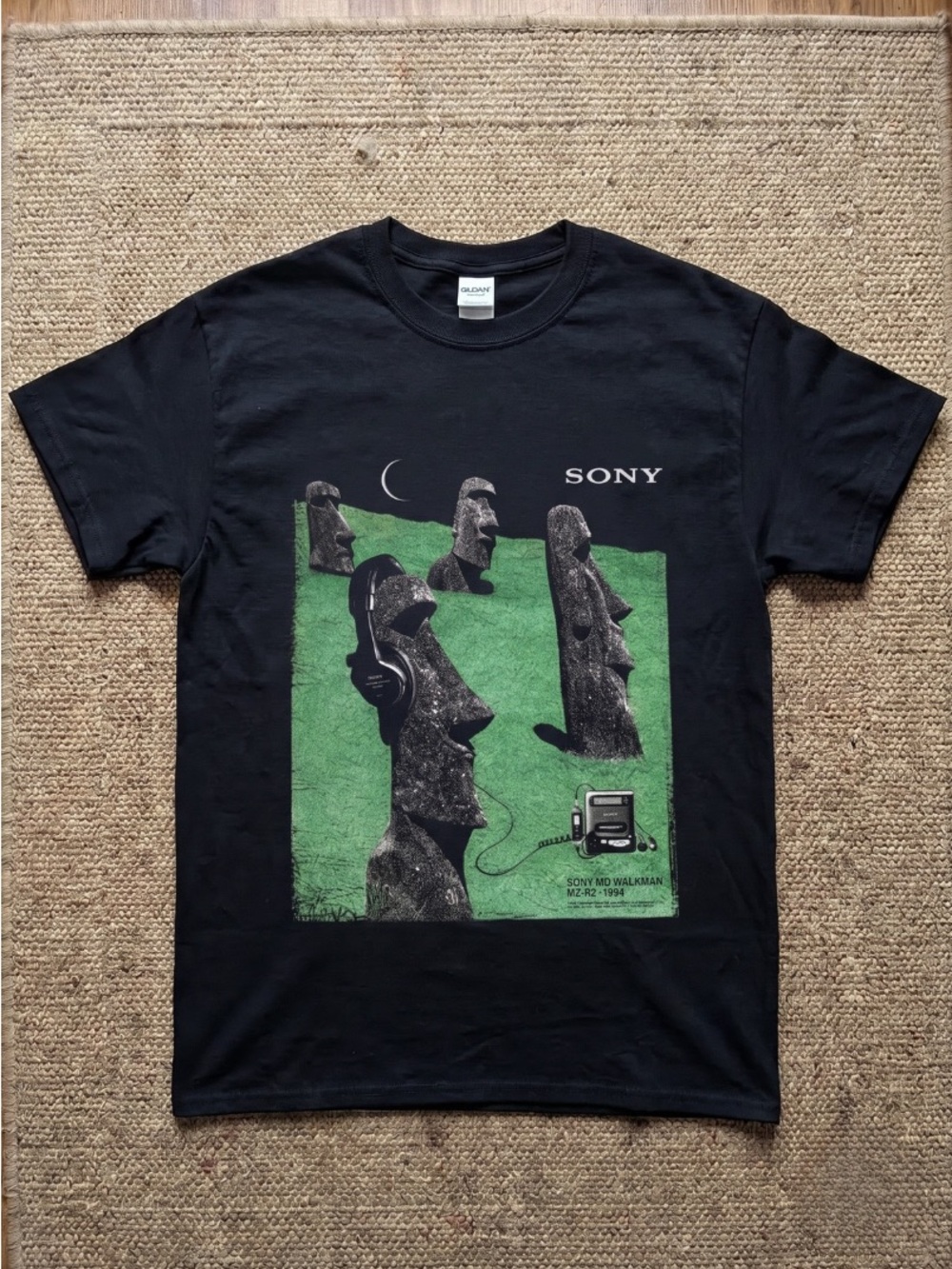 Sony Black Tee Green Moai Graphic T-Shirt Gildan 5000 Walkman Top